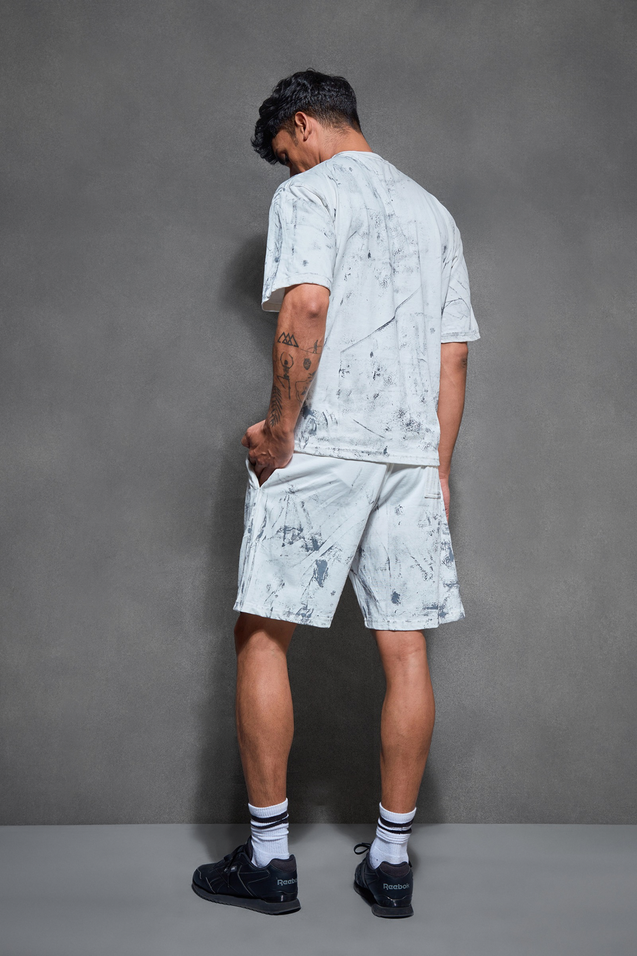 HANDCRAFTED CONCRETE T-SHIRT SHORT SET